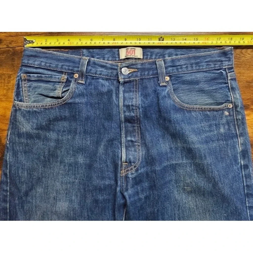Levi's Original Fit 501 Men's Size 36x32 Button Fly Straight Leg‎
